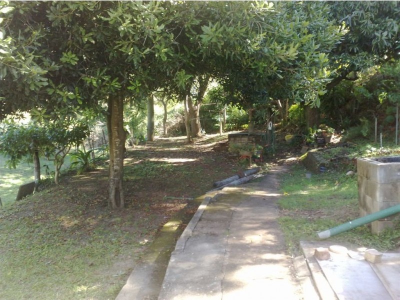 9 McFarlane st, Mount Morgan QLD 4714