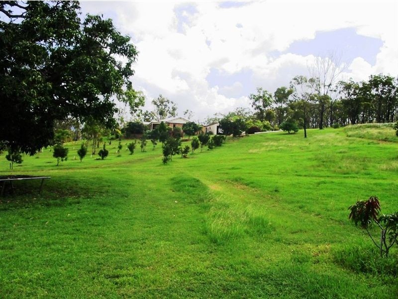 679 Yeppoon Road, Limestone Creek QLD 4701