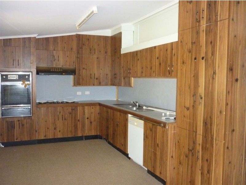 375 Struck Oil rd, Mount Morgan QLD 4714