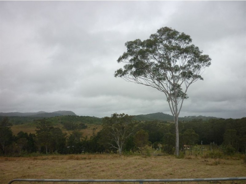 375 Struck Oil rd, Mount Morgan QLD 4714