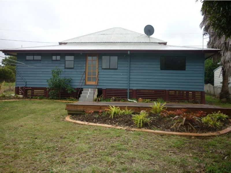 17 Grey street, Mount Morgan QLD 4714