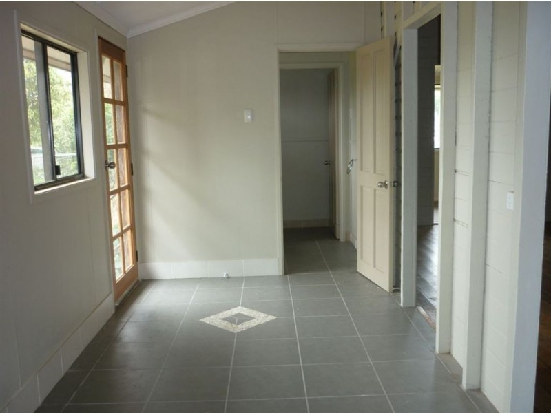 17 Grey street, Mount Morgan QLD 4714