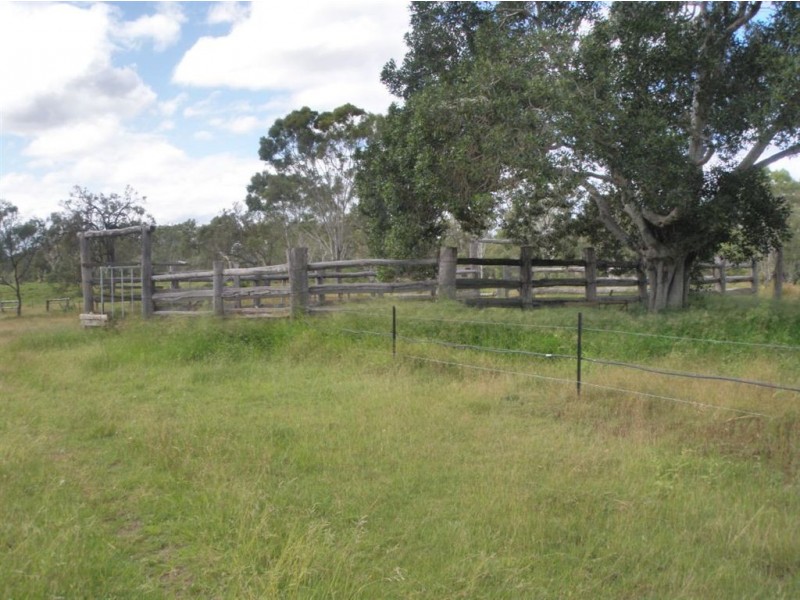 2489 Stanwell-Waroula Rd, Alton Downs QLD 4702