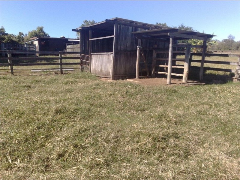 27 J PIERCE RD, Bouldercombe QLD 4702