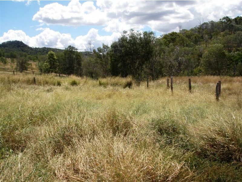 3 Wyvills Road, Mount Morgan QLD 4714