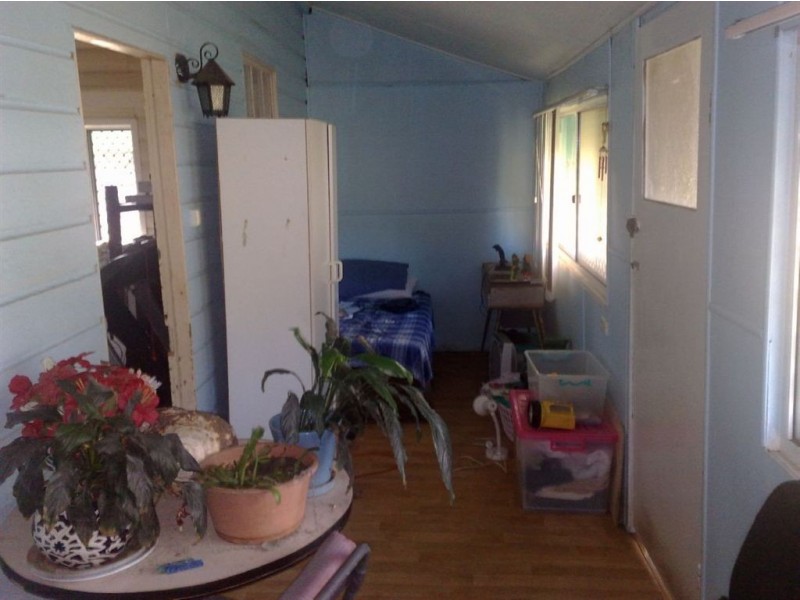 112 East Street, Mount Morgan QLD 4714