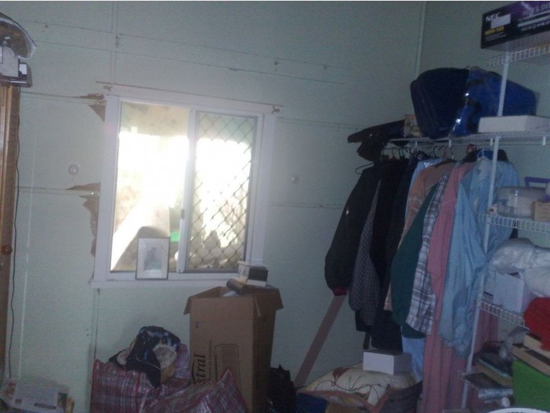 112 East Street, Mount Morgan QLD 4714