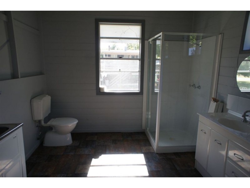 27 Black, Mount Morgan QLD 4714