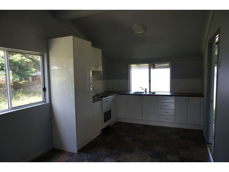 27 Black, Mount Morgan QLD 4714