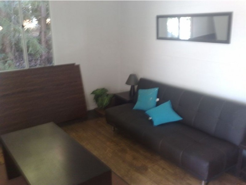 60 Dee Street, Mount Morgan QLD 4714