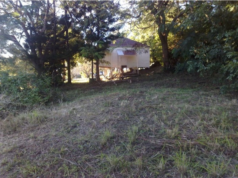 60 Dee Street, Mount Morgan QLD 4714