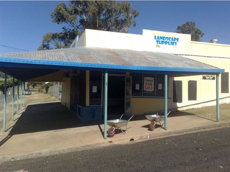 88 East Street, Mount Morgan QLD 4714