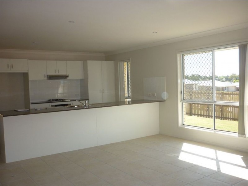 29 Tawarra Crescent, Gracemere QLD 4702