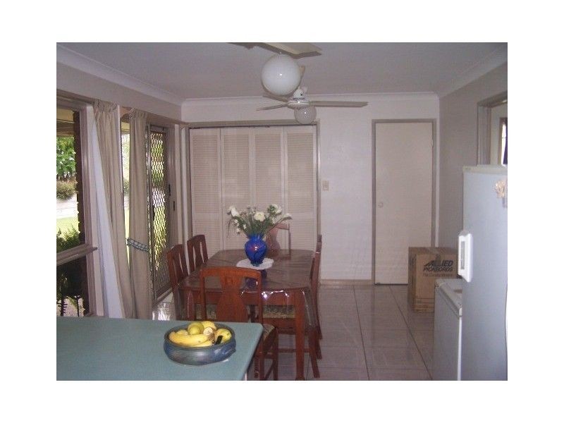 26 Sunrise Cres, Gracemere QLD 4702