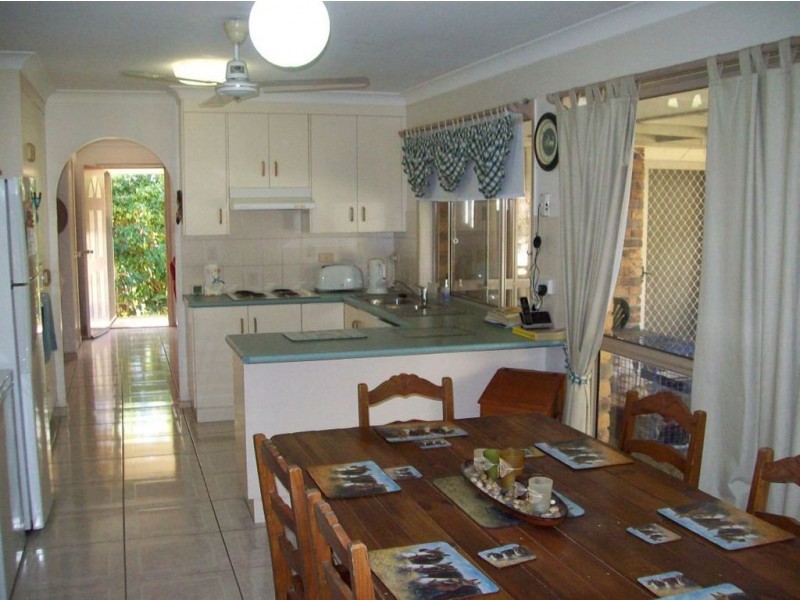 26 Sunrise Cres, Gracemere QLD 4702