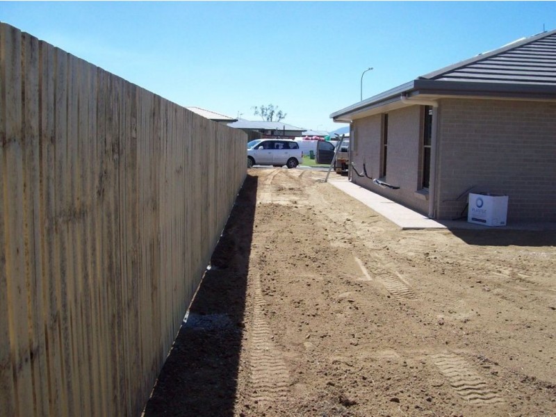 3 Thomas Street, Gracemere QLD 4702