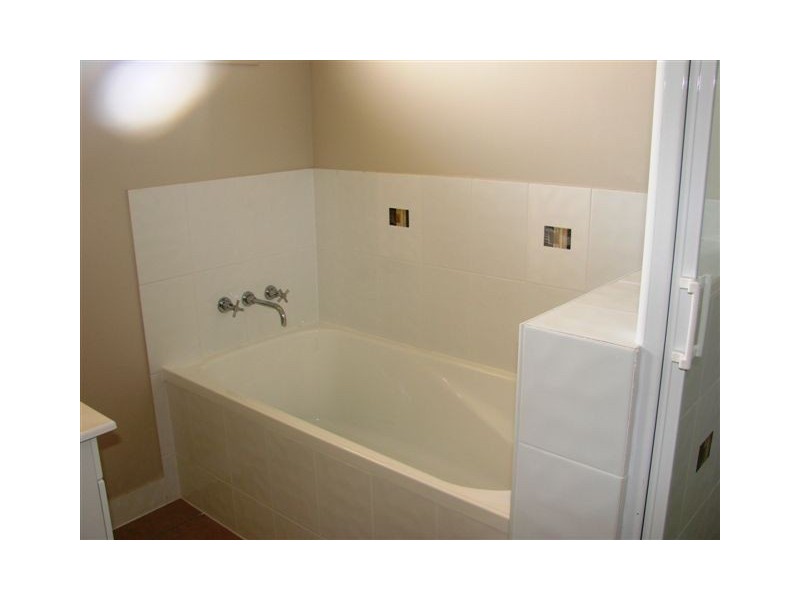 5 Isabel Ct, Gracemere QLD 4702