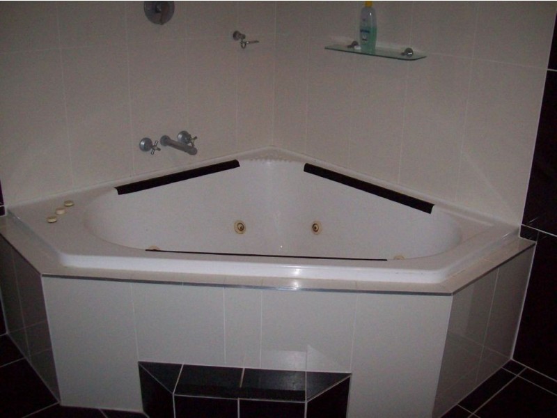 16 Nelson Street, Westwood QLD 4702