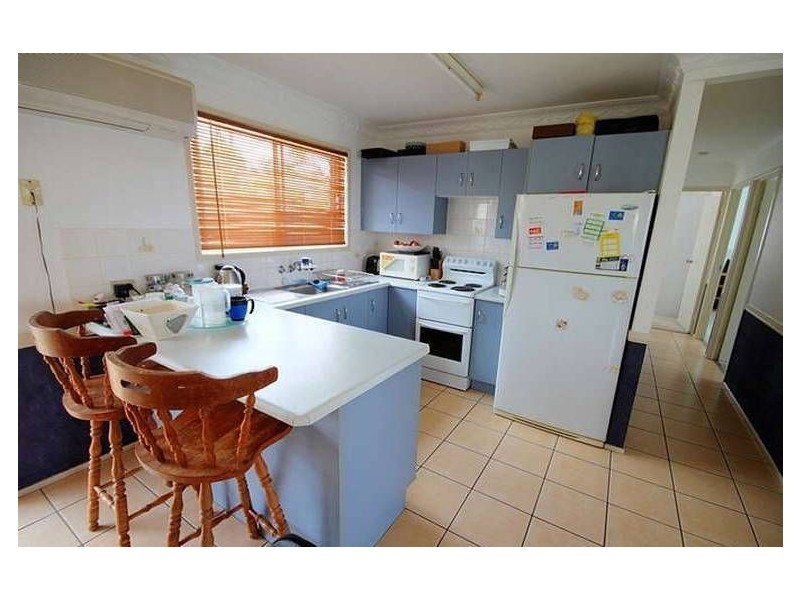 27 origano, Gracemere QLD 4702