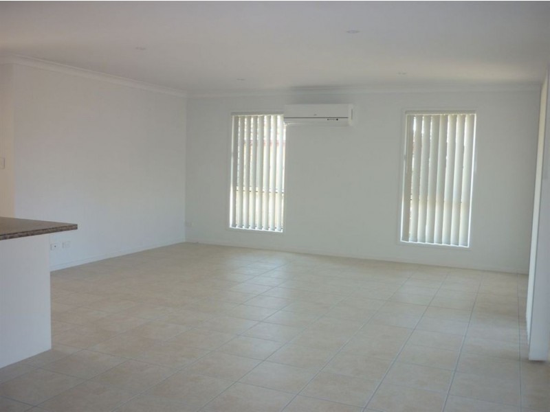 37 Riley Drive, Gracemere QLD 4702