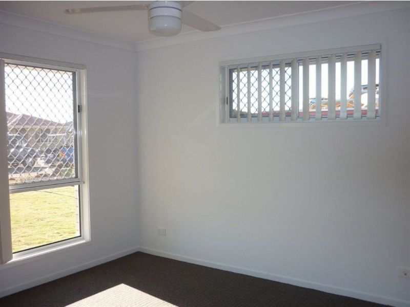 37 Riley Drive, Gracemere QLD 4702