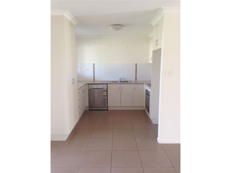 15 Mamalis Street, Gracemere QLD 4702