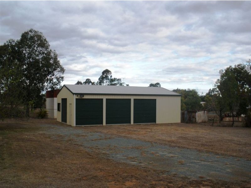 11 Platen Street, Gracemere QLD 4702