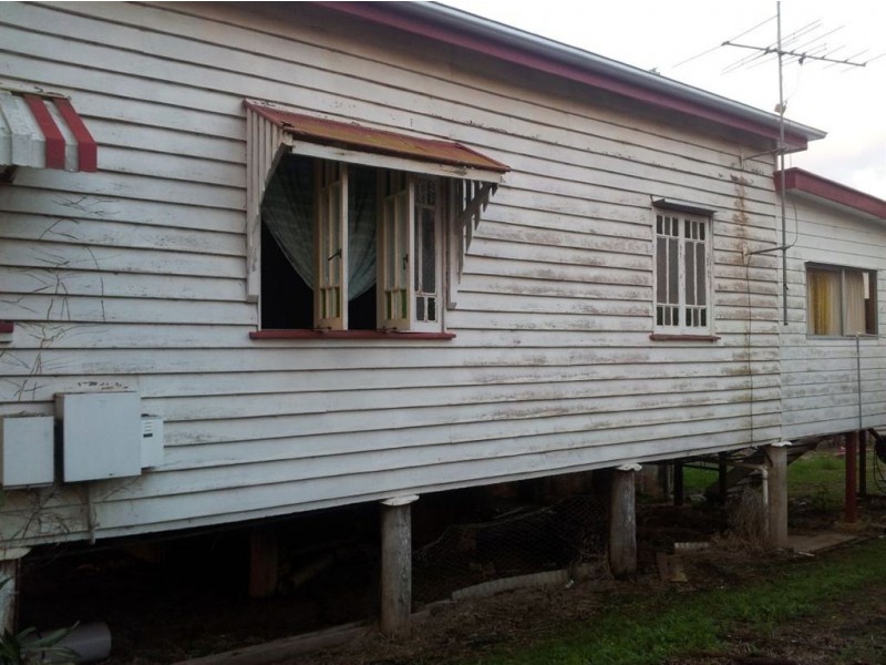 149 east, Mount Morgan QLD 4714