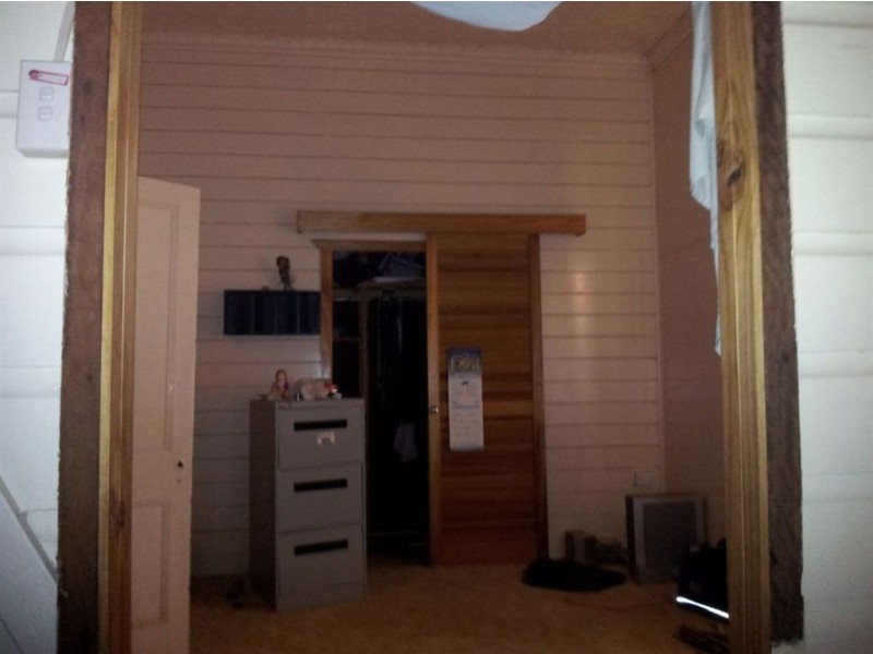 38 east st, Mount Morgan QLD 4714