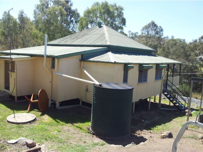 50 River Street, Mount Morgan QLD 4714