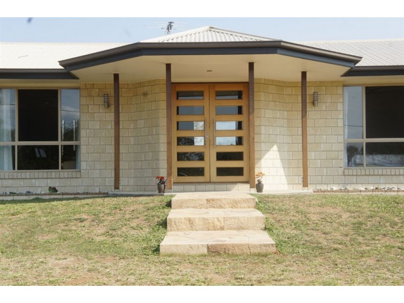 26 west, Gracemere QLD 4702