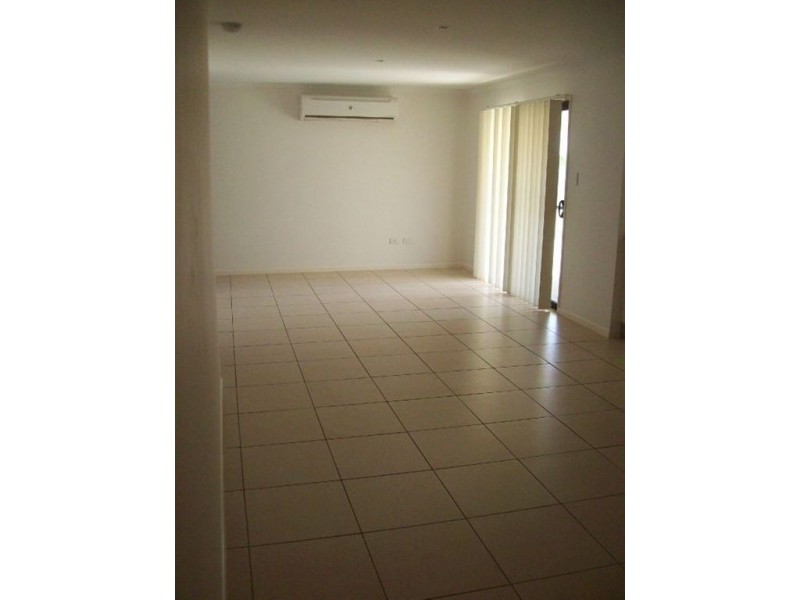 6 Chatterton Bvd, Gracemere QLD 4702