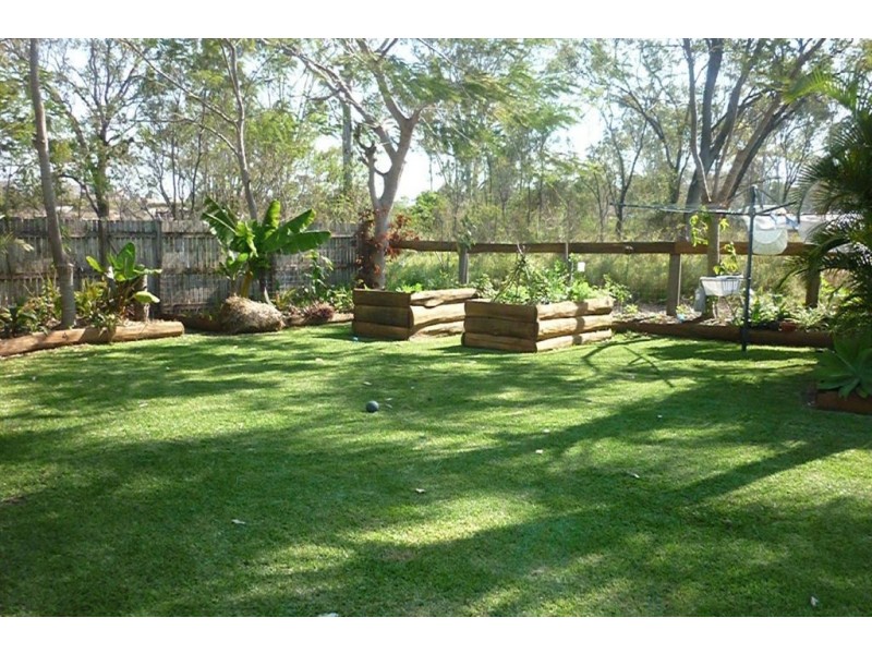 8 Jillian crt, Gracemere QLD 4702