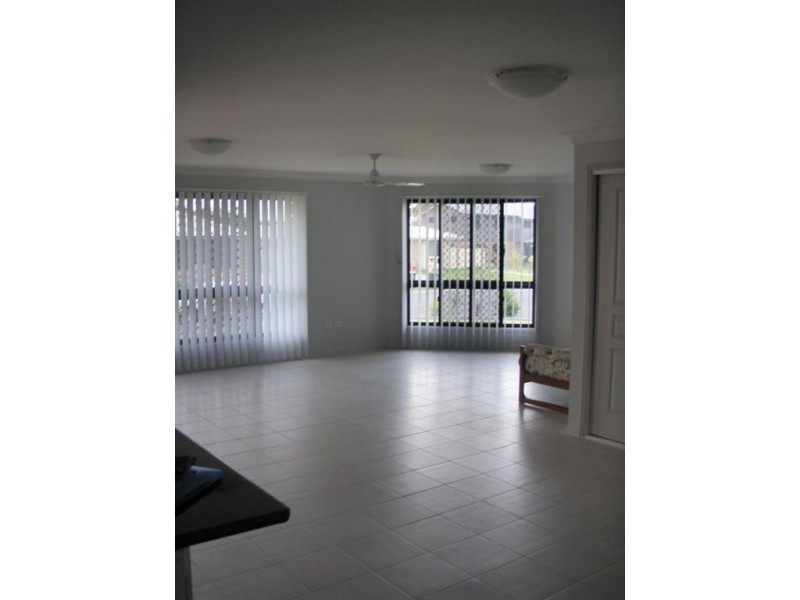 23 Lamb Avenue, Gracemere QLD 4702