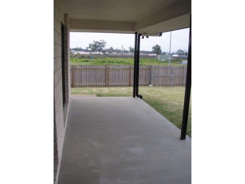 23 Lamb Avenue, Gracemere QLD 4702