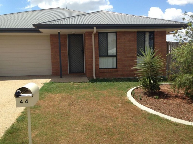 44 Riley Drive, Gracemere QLD 4702