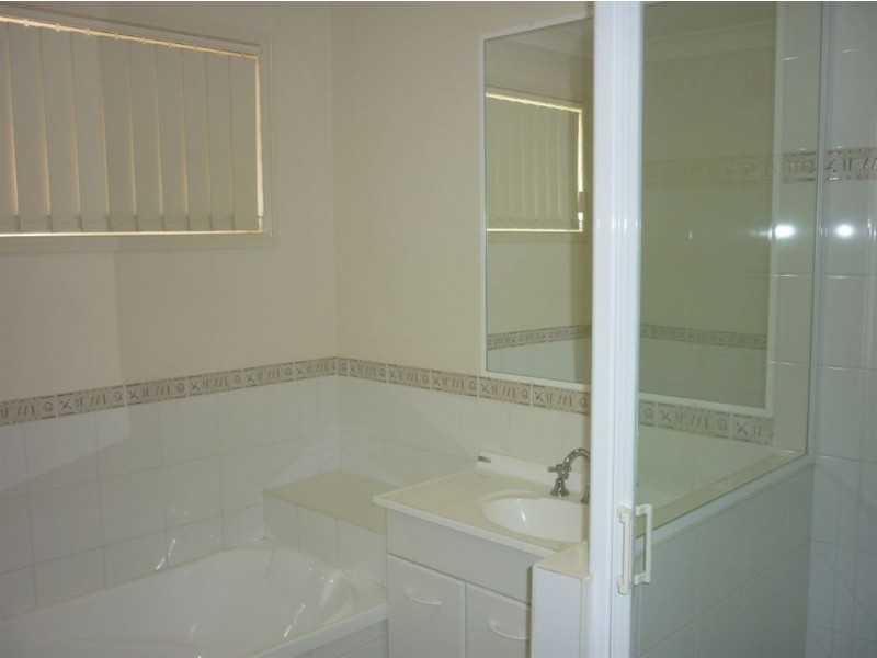 20 Lillypilly ave, Gracemere QLD 4702