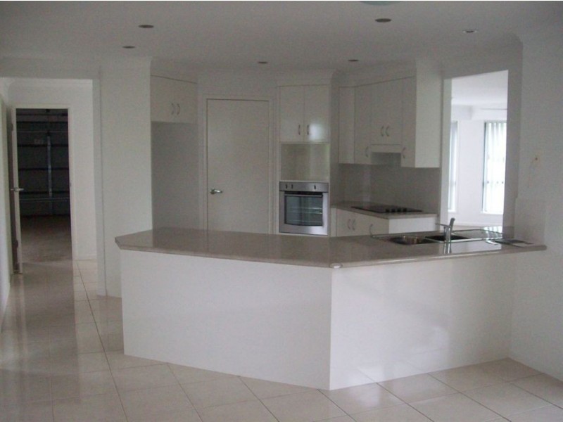 6 Dunnett St, Gracemere QLD 4702