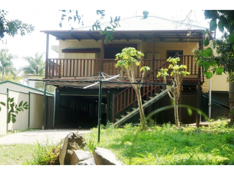 24 Dee Street, Mount Morgan QLD 4714