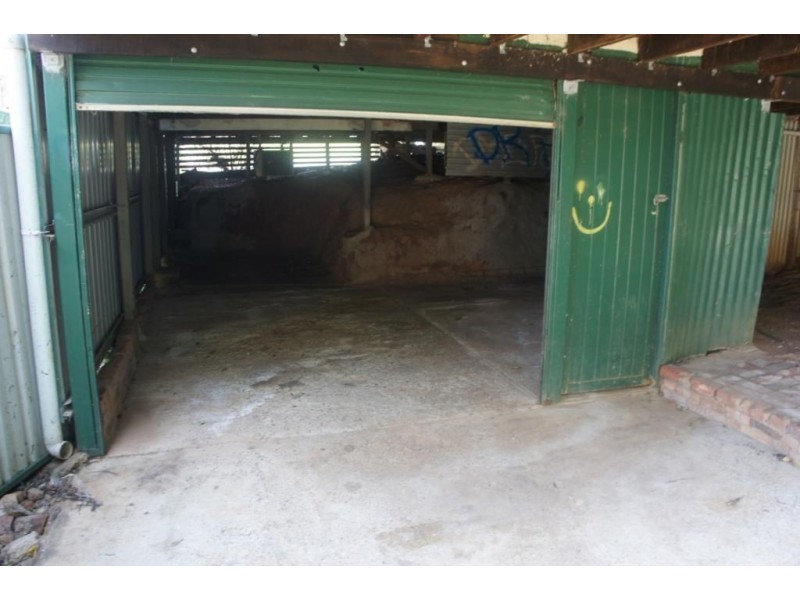 24 Dee Street, Mount Morgan QLD 4714