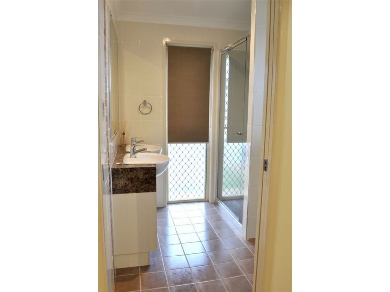 54 James Street, Gracemere QLD 4702