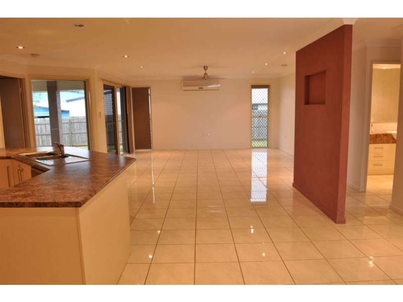 54 James Street, Gracemere QLD 4702