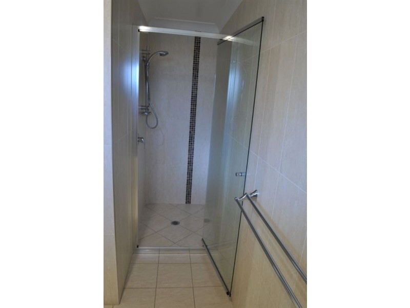 54 James Street, Gracemere QLD 4702