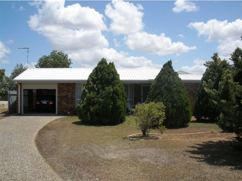 34 Deakin Close, Gracemere QLD 4702
