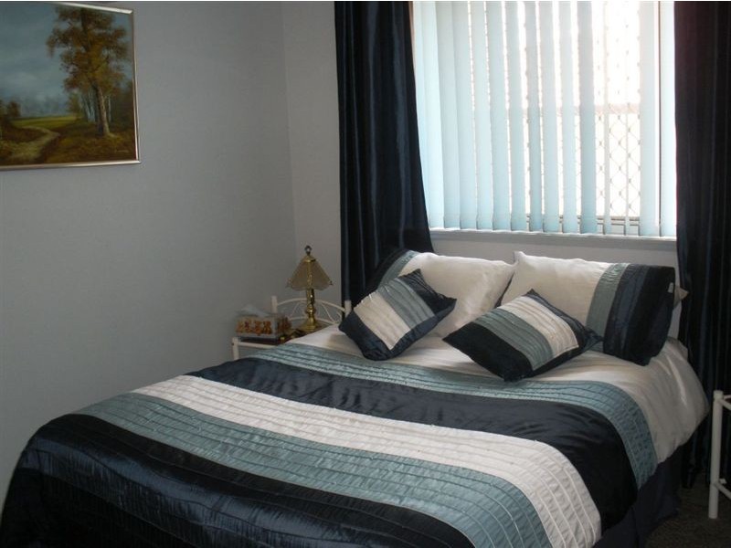 34 Deakin Close, Gracemere QLD 4702