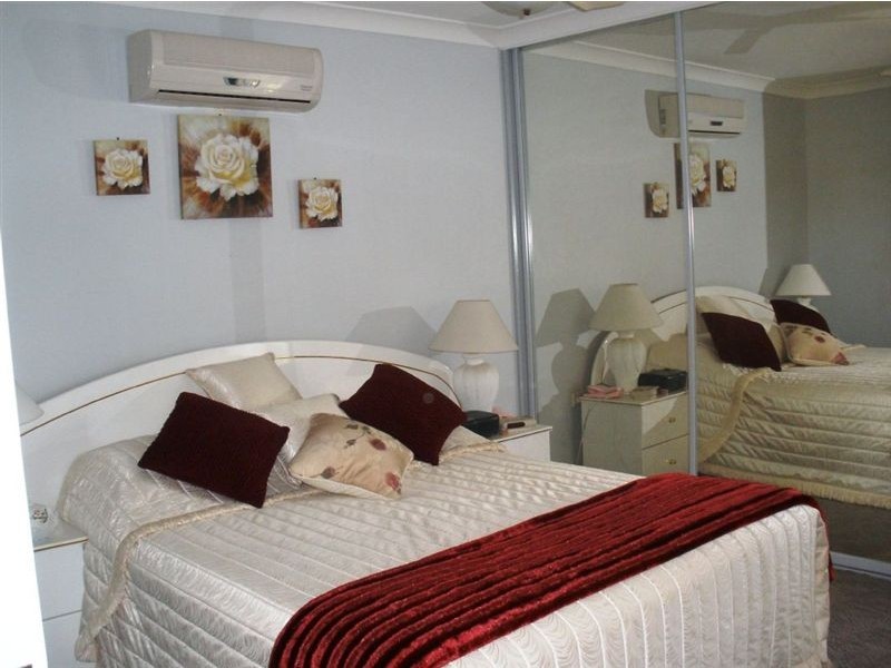 34 Deakin Close, Gracemere QLD 4702