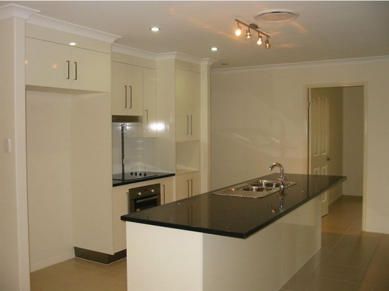 34 Kerrie Meares, Gracemere QLD 4702