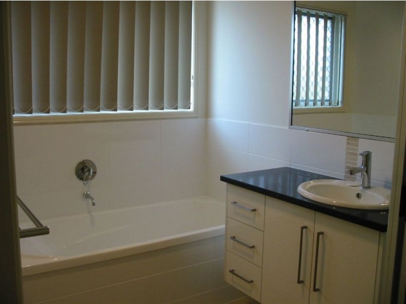 34 Kerrie Meares, Gracemere QLD 4702