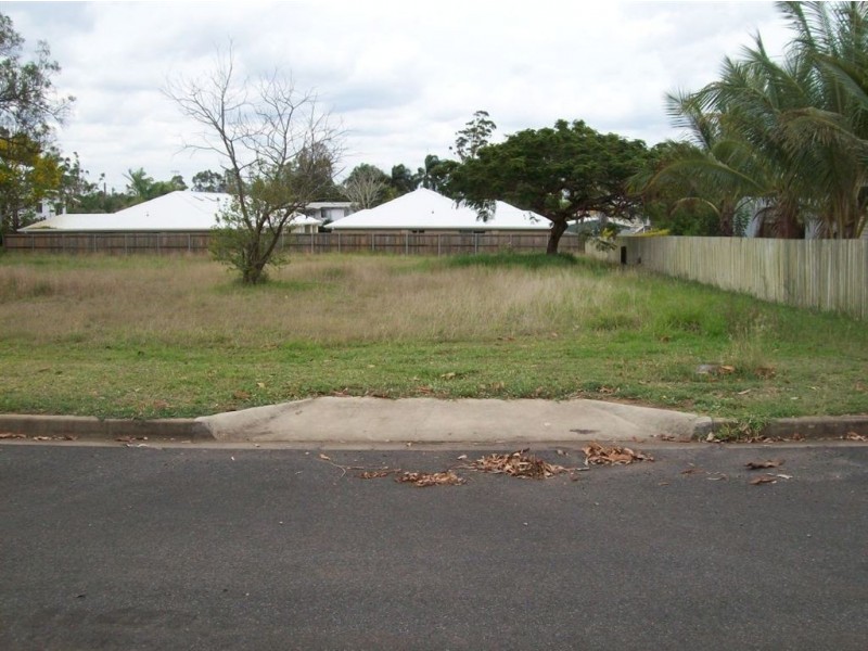 9 Barry Street, Gracemere QLD 4702