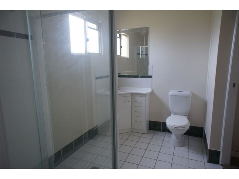 56 Rayner Rd, Alton Downs QLD 4702